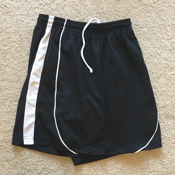 soccer shorts - Picture 2 of 2